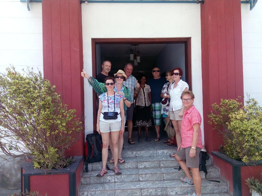 Rainbow Beach Hotel Hikkaduwa Kültér fotó