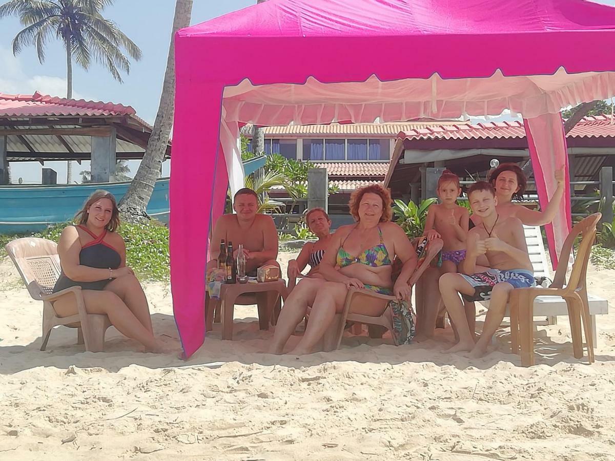 Rainbow Beach Hotel Hikkaduwa Kültér fotó
